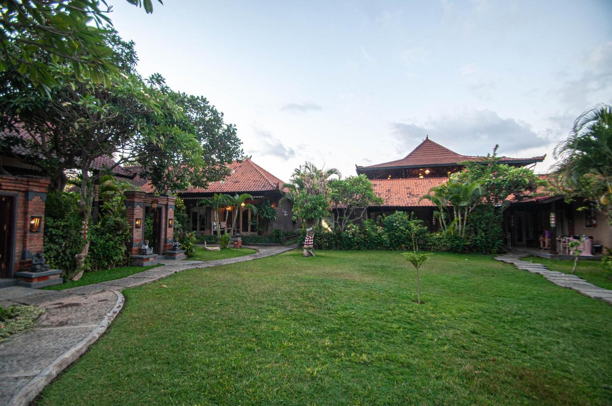 Kubuku Eco Dive Lodge And Yoga Pemuteran  Luaran gambar